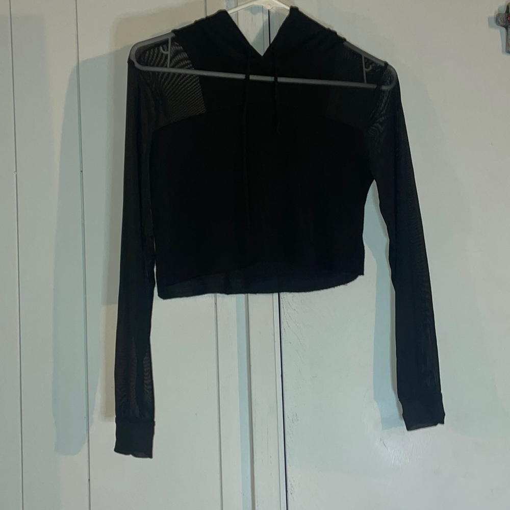 Never been worn cropped thin sweater